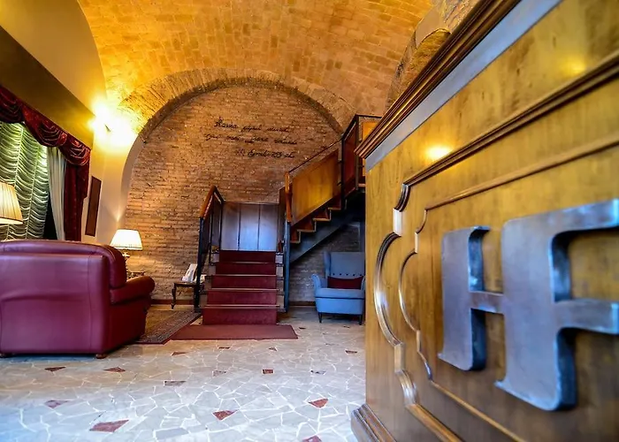 Felice Otel 2*